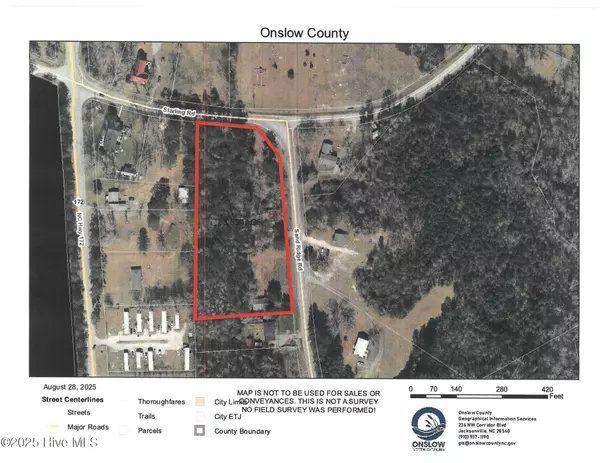 108 Sandridge RD, Hubert, NC 28539