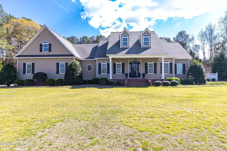 260 Charlie Ormond RD, Snow Hill, NC 28580