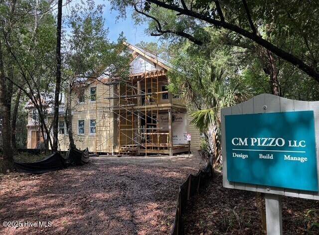 1 Red Bay CT, Bald Head Island, NC 28461