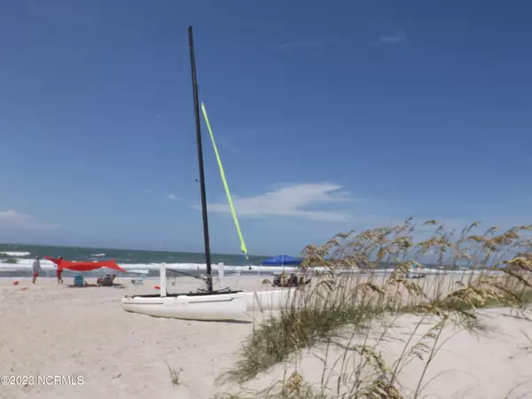 Oak Island, NC 28465,117 NW 17th Street