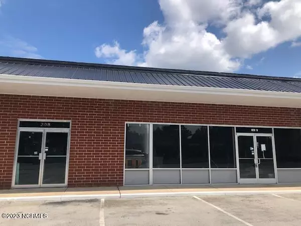 Jacksonville, NC 28540,208 Henderson DR