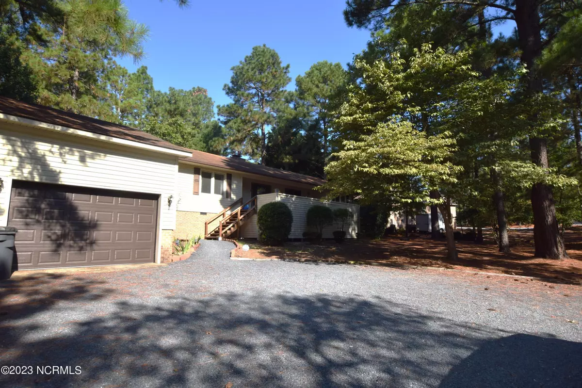 West End, NC 27376,102 Thistle LN