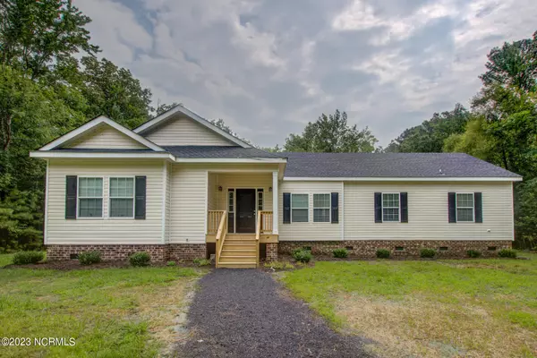 269 E Ridge Road, Moyock, NC 27958