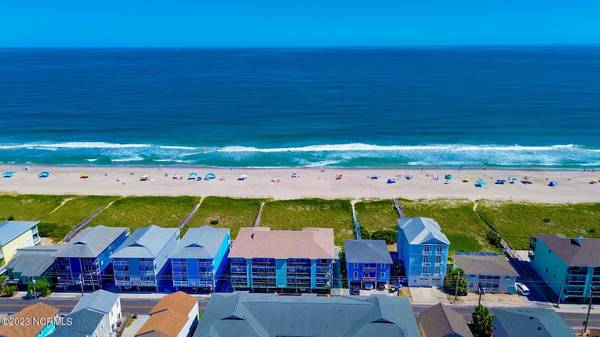 Carolina Beach, NC 28428,508 Carolina Beach Avenue N #3a