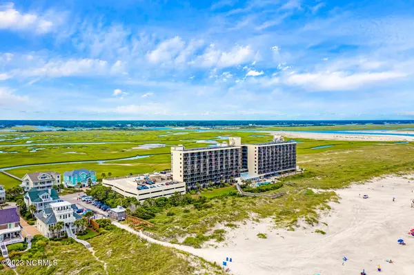 Wrightsville Beach, NC 28480,2700 N Lumina Avenue #702