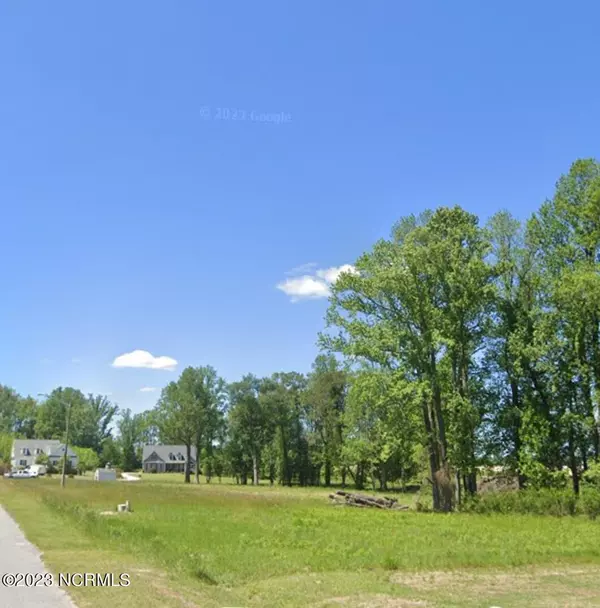 2629 Berry Hill CT, Grimesland, NC 27837