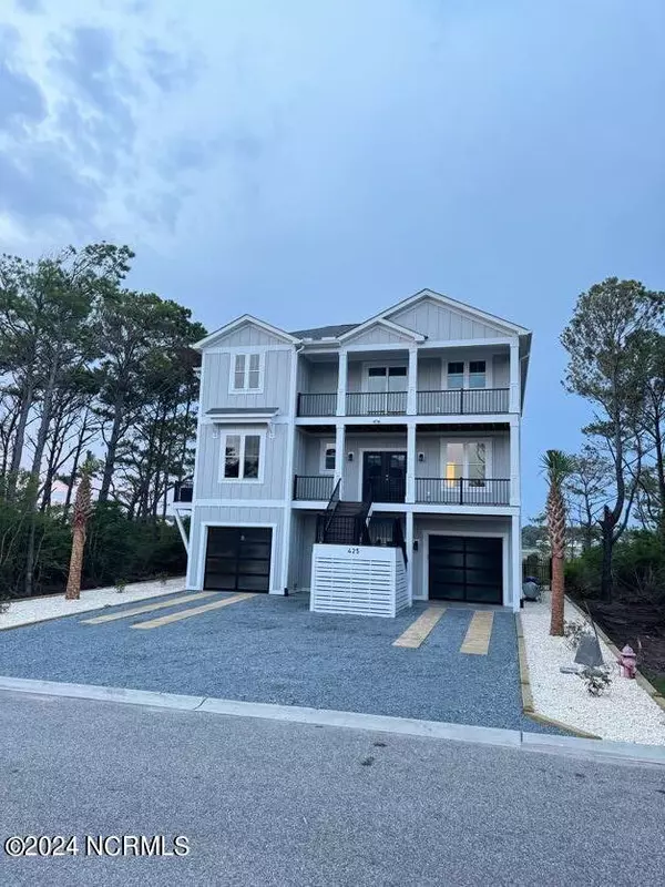 Ocean Isle Beach, NC 28469,425 E Sixth ST