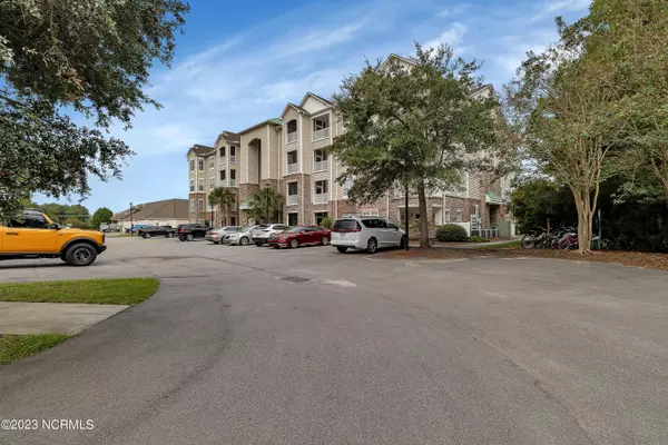 Surf City, NC 28445,200 Gateway Condos DR #241