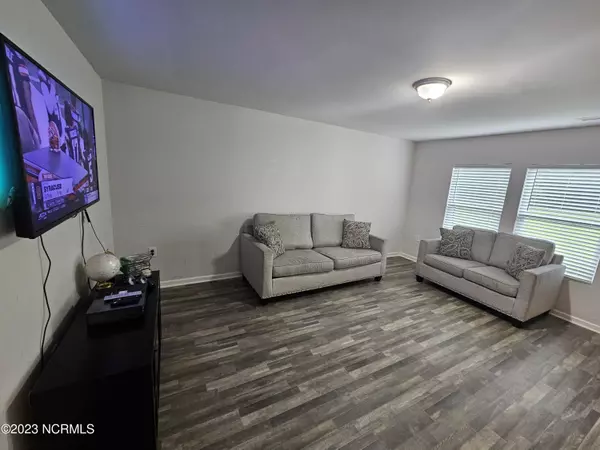 Ayden, NC 28513,4063 Linwood Smith CT