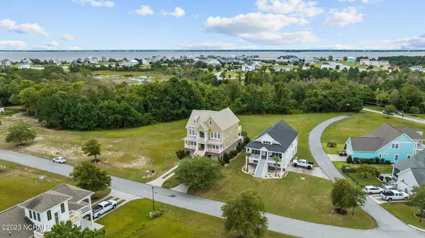 Newport, NC 28570,104 Hardwick LN