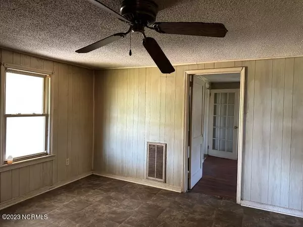 Beulaville, NC 28518,268 Sand Ridge RD
