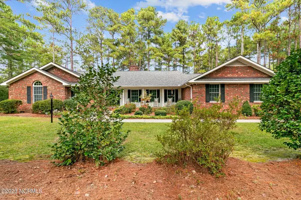 Whispering Pines, NC 28327,195 Pine Ridge DR