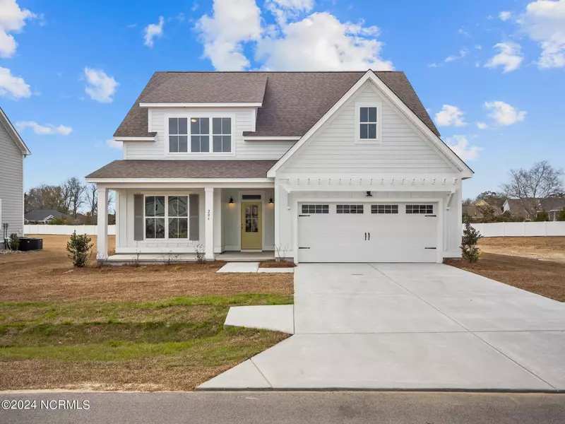 206 Coastline CIR, Cedar Point, NC 28584