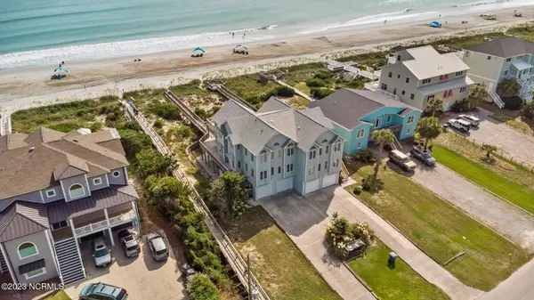 Emerald Isle, NC 28594,5701 Ocean Drive #E & W