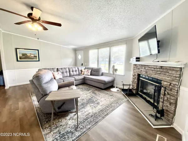 Swansboro, NC 28584,204 Seashore DR