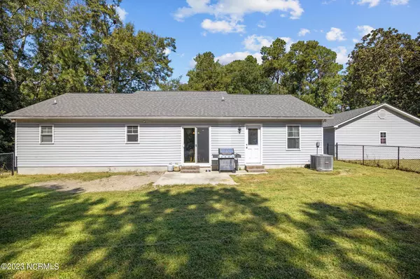 Havelock, NC 28532,121 Pineview Street