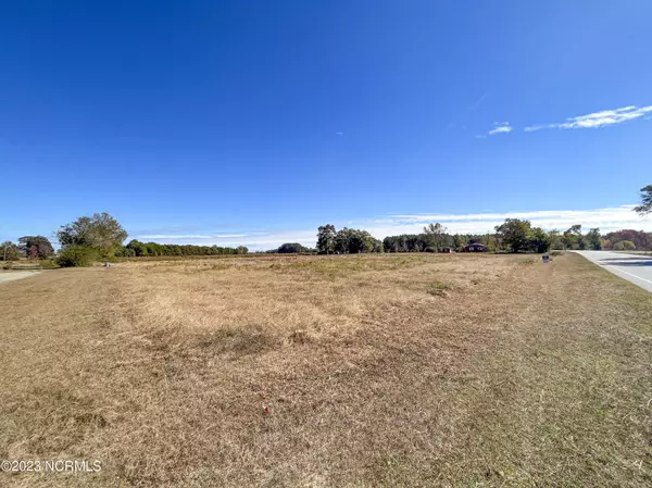 Kelly, NC 28448,18095 Nc Hwy 53 HWY E