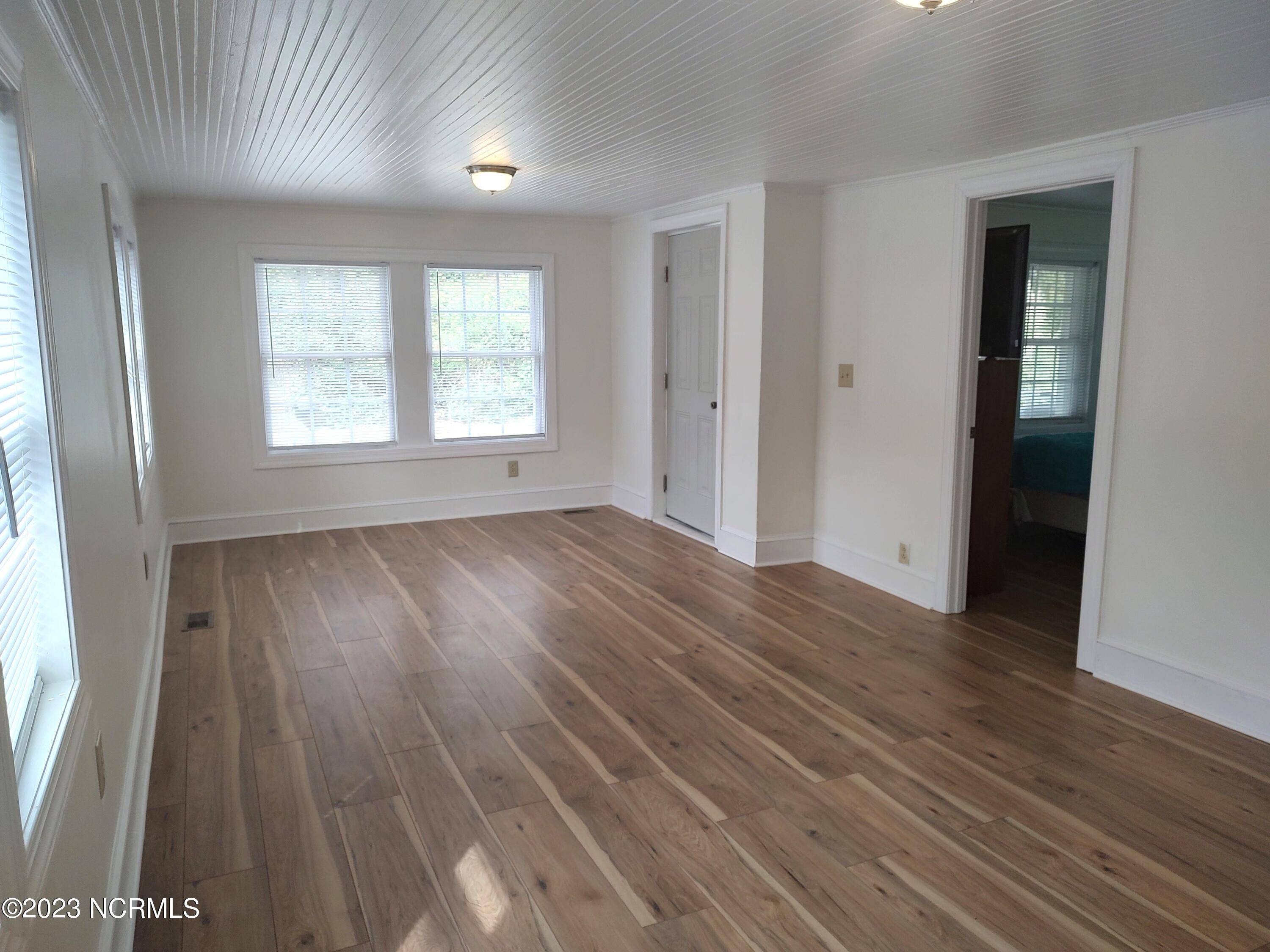 Pollocksville, NC 28573,217 Hudson ST