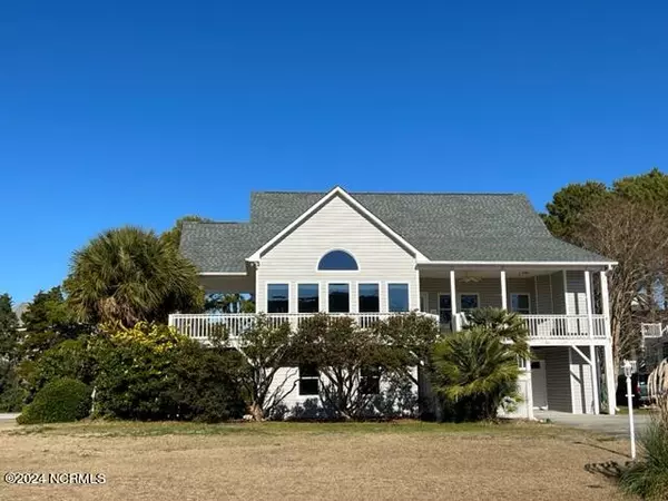 Newport, NC 28570,242 Hickory Shores DR