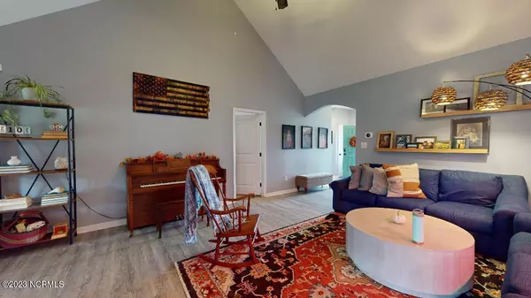 Raeford, NC 28376,274 Fishers CV