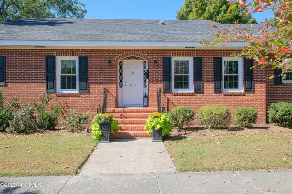 Edenton, NC 27932,112 S Oakum ST