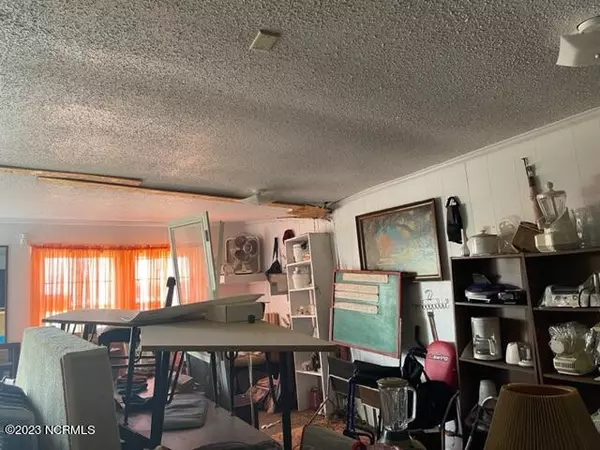 Williamston, NC 27892,101 Jamesville RD