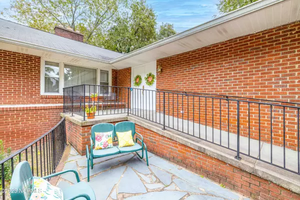 Candor, NC 27229,314 N Tomlinson ST