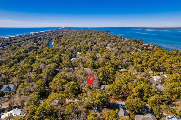 Pine Knoll Shores, NC 28512,125 Willow RD