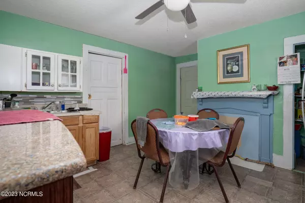 628 Nashville RD Rocky Mount, NC 27803