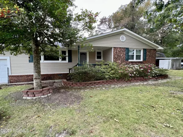 Jacksonville, NC 28546,213 Regalwood Drive