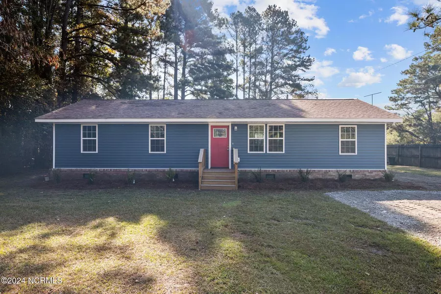 635 Mile RD, Vanceboro, NC 28586