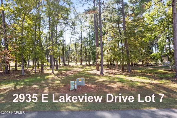 2935 E Lakeview Drive SW, Supply, NC 28462