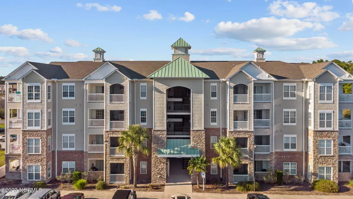 Surf City, NC 28445,100 Gateway Condos Drive #143