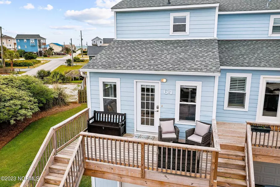 64 Bermuda Landing Place, North Topsail Beach, NC 28460