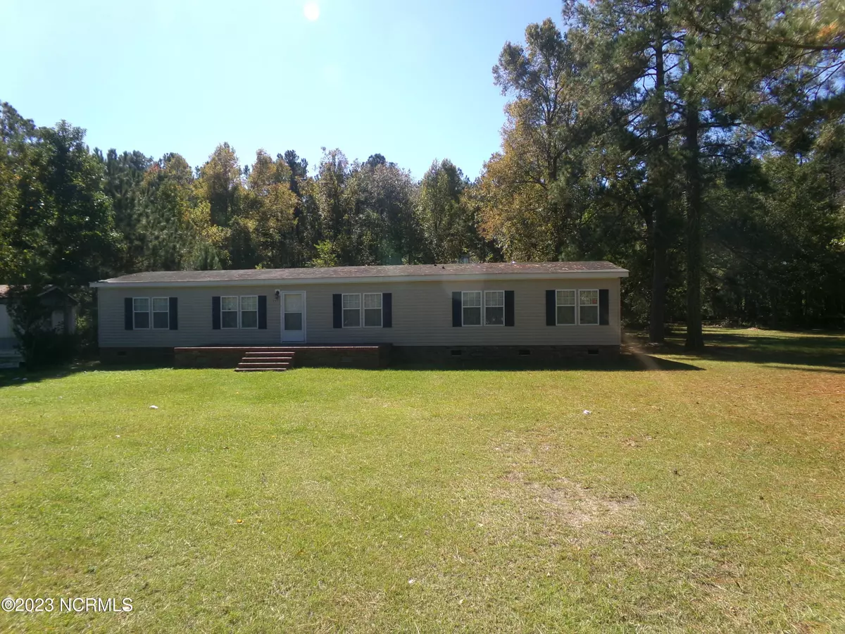 Chadbourn, NC 28431,945 Joe Piver RD