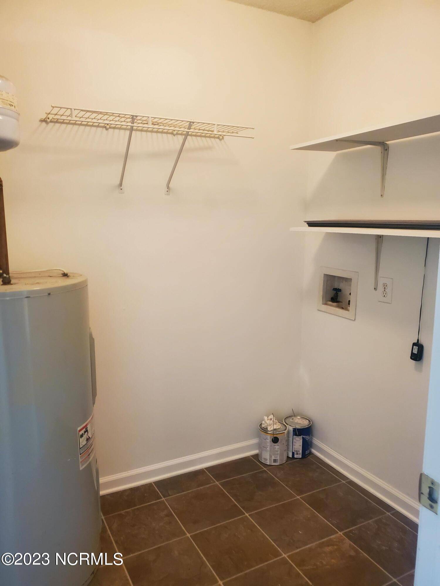 Elizabeth City, NC 27909,114 Summerfield ST