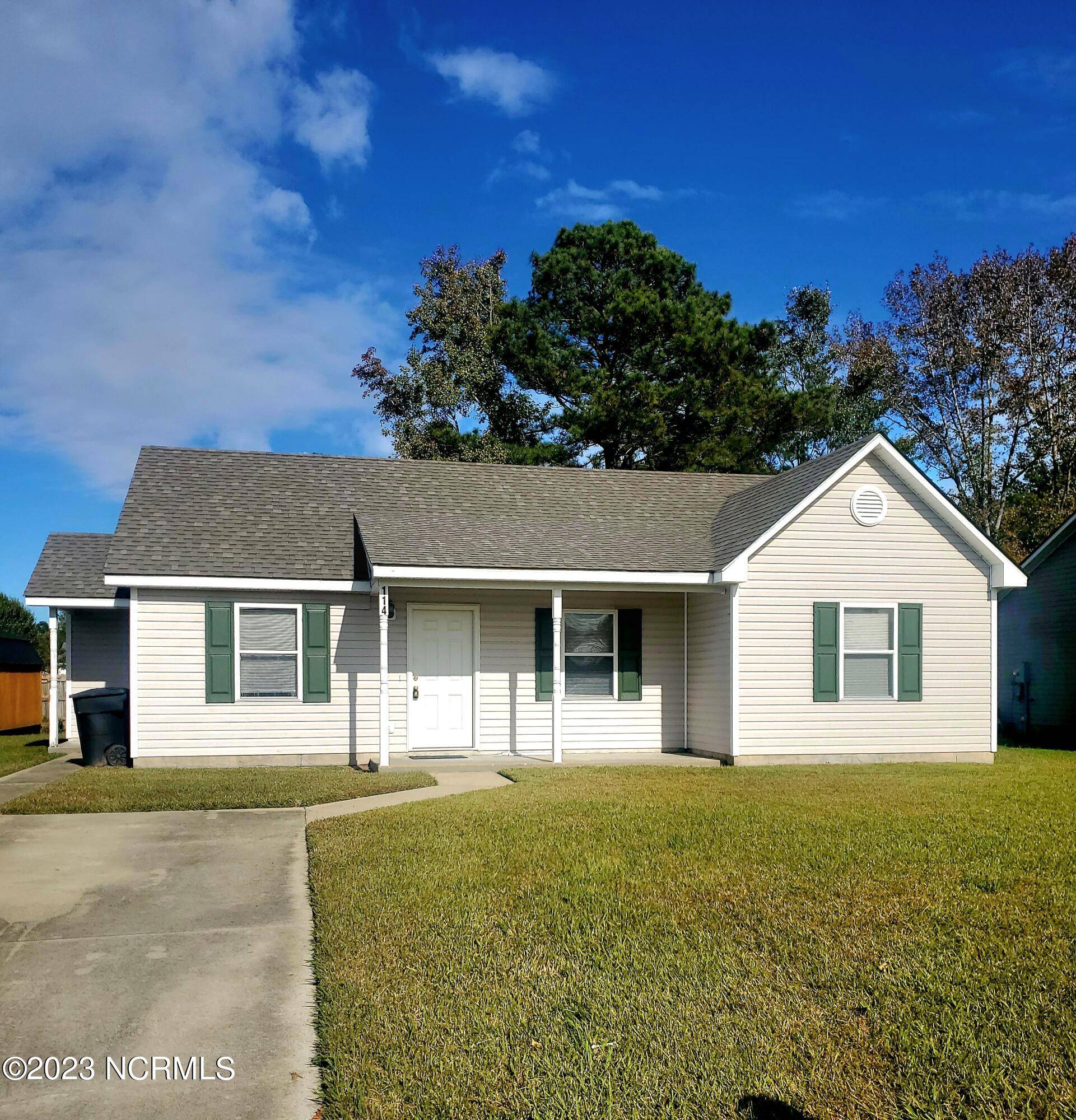 Elizabeth City, NC 27909,114 Summerfield ST