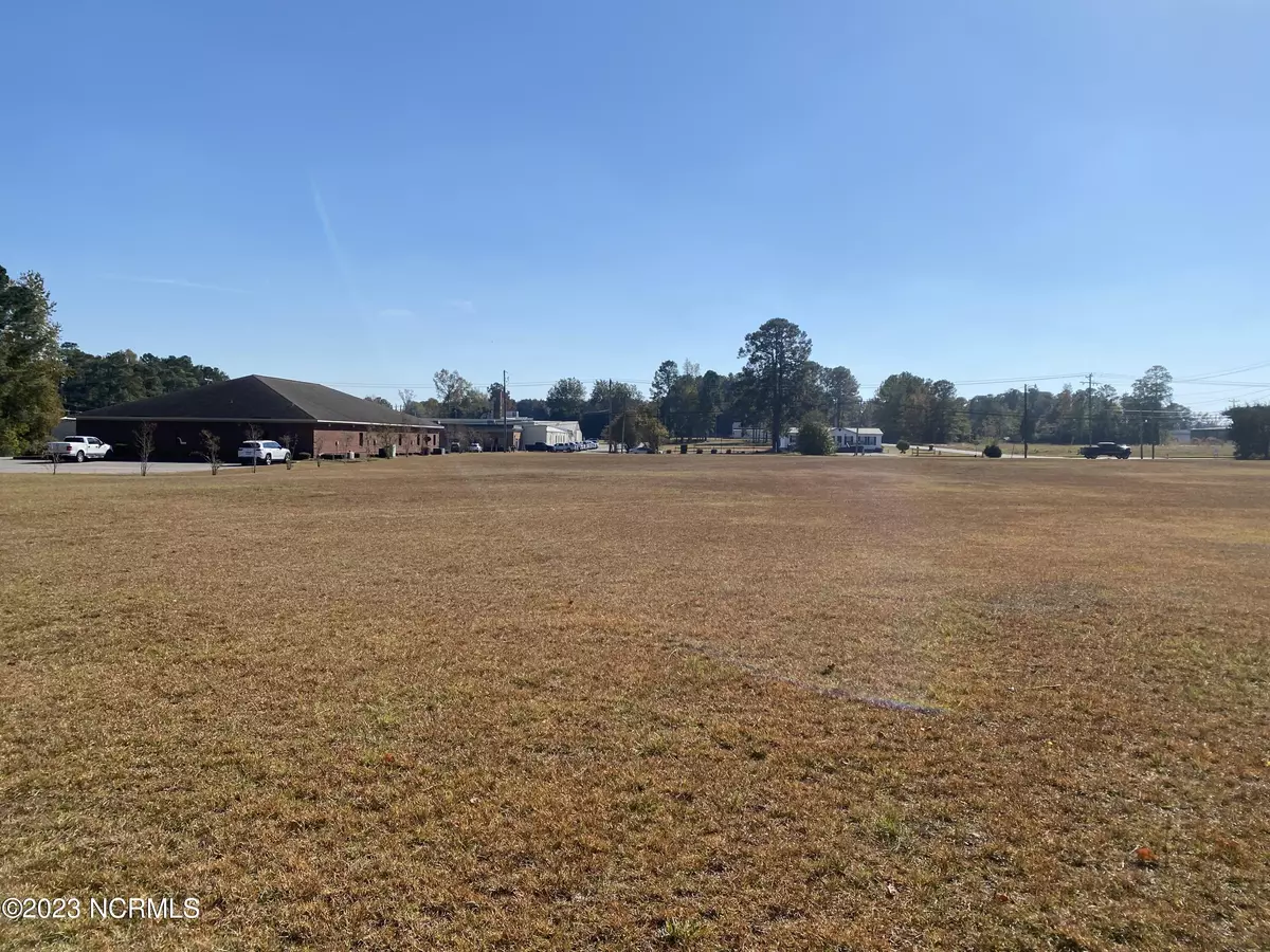 Whiteville, NC 28472,905 Jefferson ST