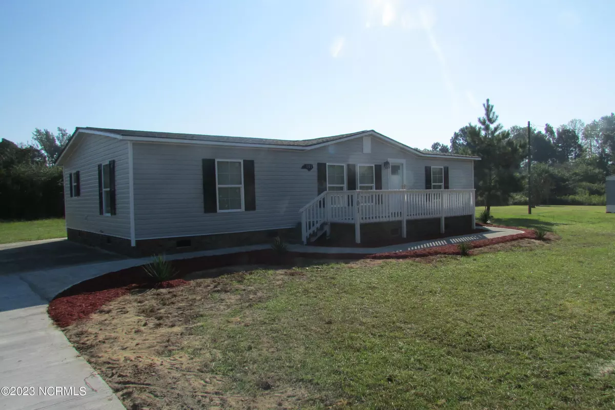 Clarkton, NC 28433,101 Elkton RD