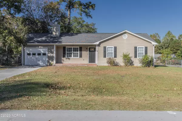 405 Ruddy CT, Jacksonville, NC 28540