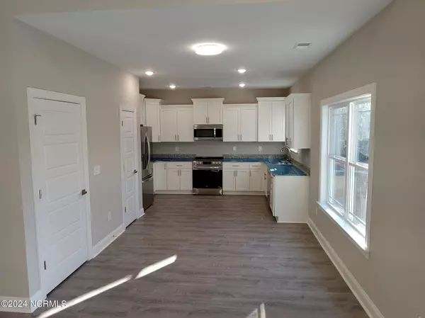 Calabash, NC 28467,513 Leatherwood DR NW