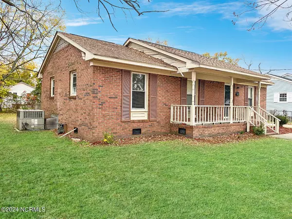 Tarboro, NC 27886,1007 Edmondson AVE