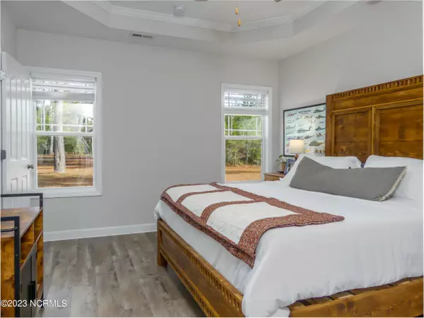 113 Boysenberry Fields RD Maple Hill, NC 28454