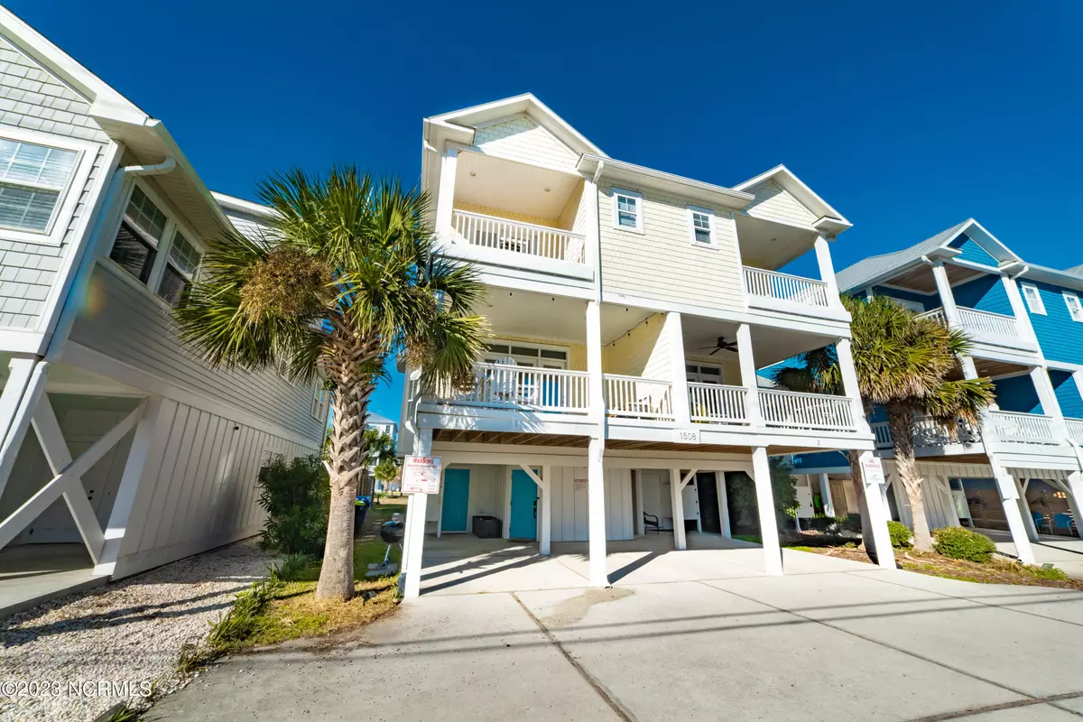 Carolina Beach, NC 28428,1508 S Lake Park Boulevard #1