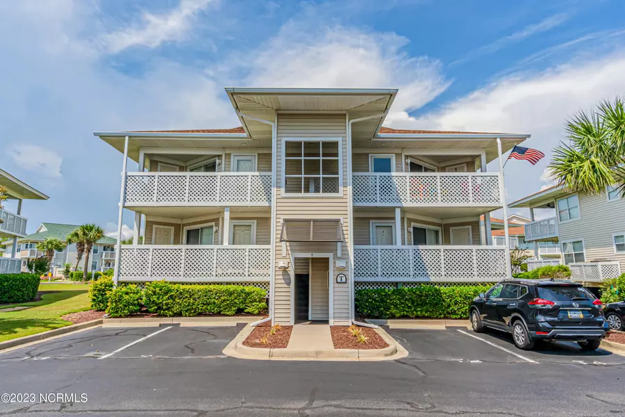 300 Shorehaven DR #T-4, North Myrtle Beach, SC 29582