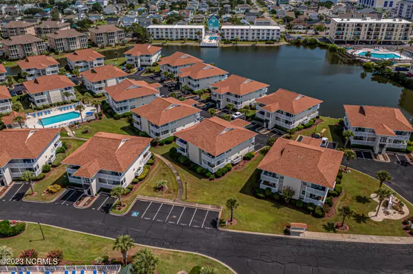 North Myrtle Beach, SC 29582,300 Shorehaven DR #T-4