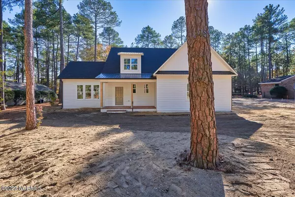 Whispering Pines, NC 28327,41 Birdie DR