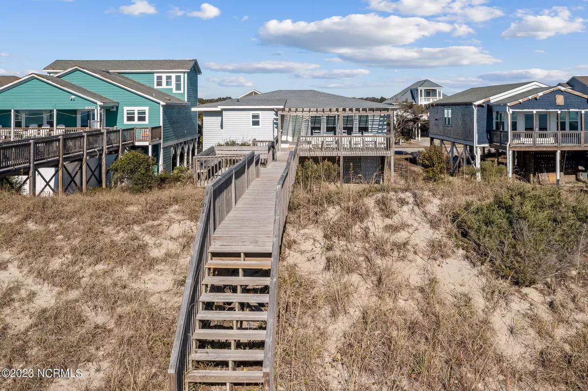 Holden Beach, NC 28462,1001 Ocean BLVD W