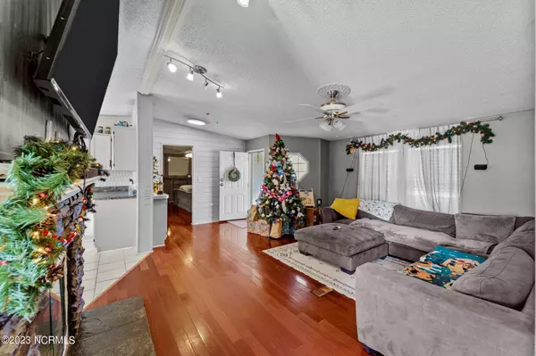 Engelhard, NC 27824,27500 Us 264 Hwy