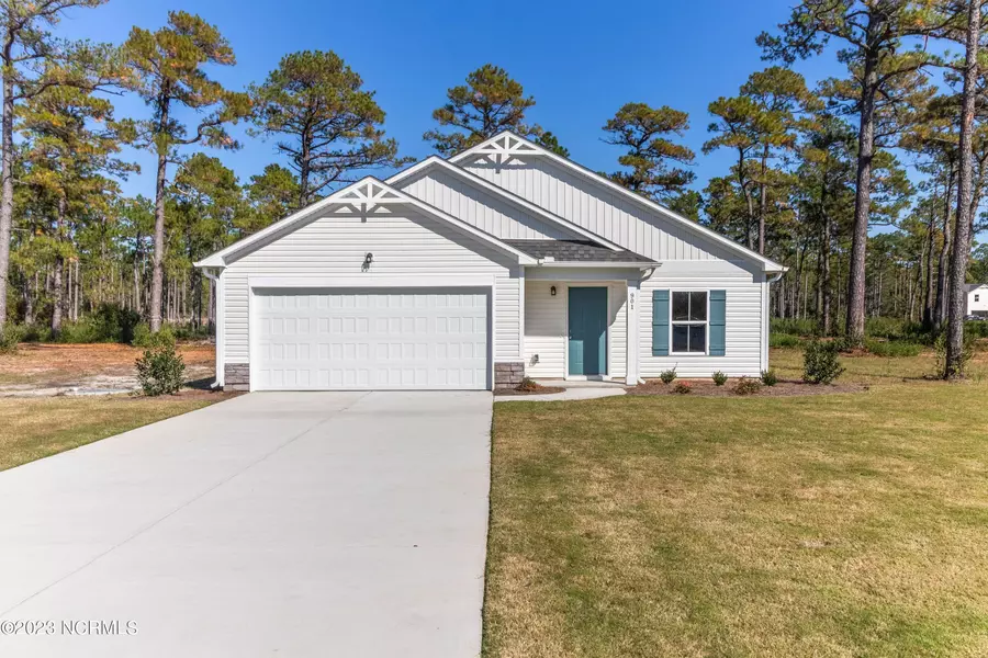 151 Cougar RD, Southport, NC 28461